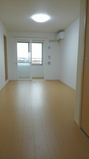 カレントレジデンス女池Ⅰ リビング