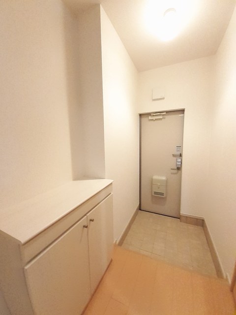 ラ・ルーチェビータ 玄関