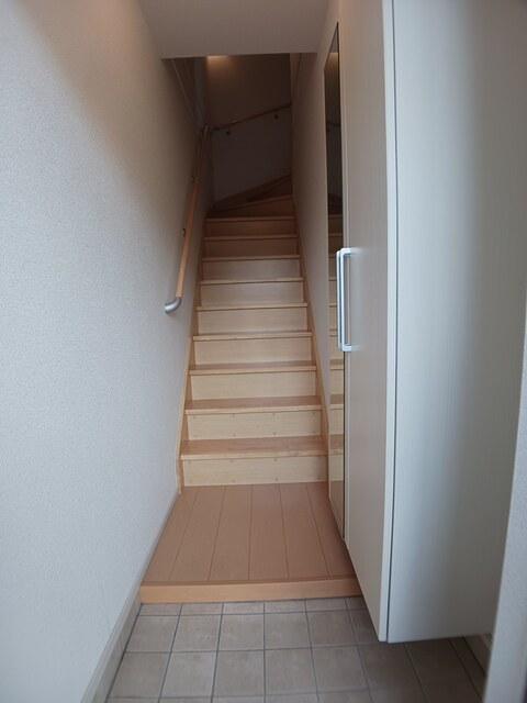 プレシャス 玄関