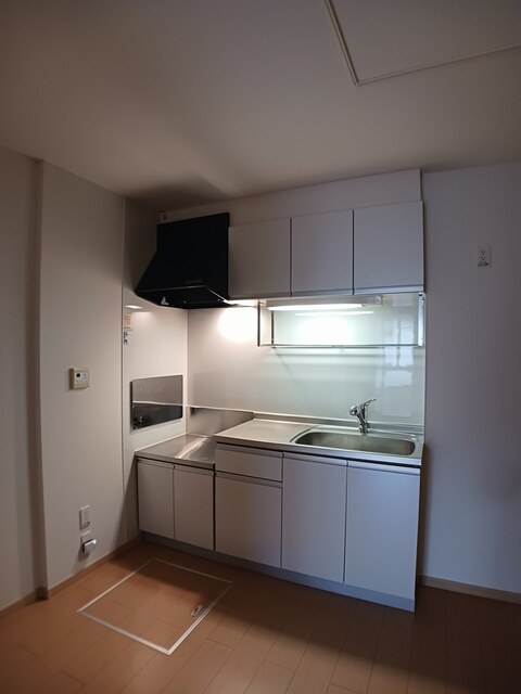 モン　ファヴォリ キッチン