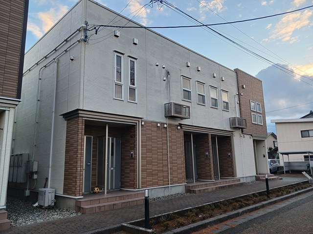 ハッピーフィールドＢ 202号室 外観