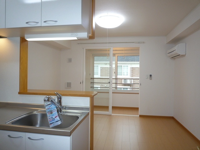 ハッピーフィールドＢ リビング