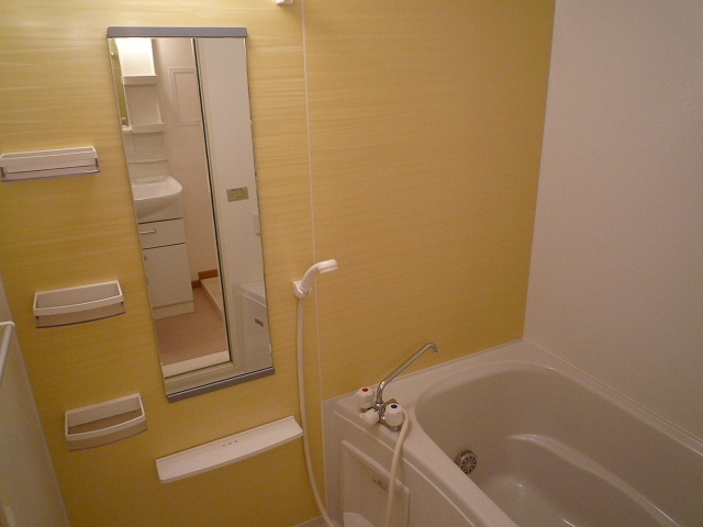 ハッピーフィールドＢ 風呂画像