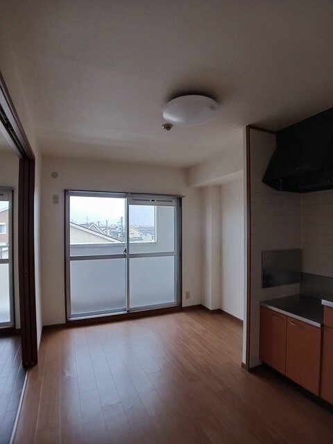 グリシーナＡ リビング