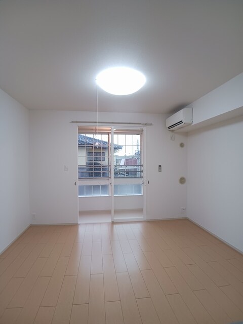 ホームツリーＣ リビング