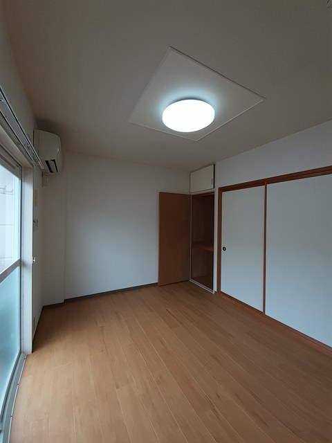 プラドール真砂Ｂ リビング