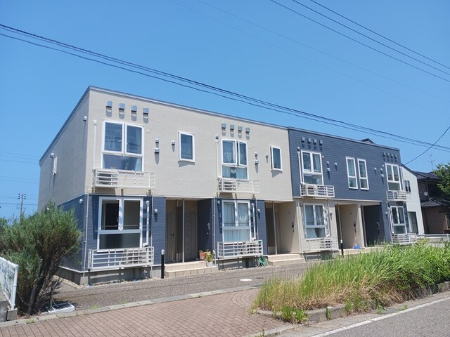 ラヴェルⅡ 101号室 外観