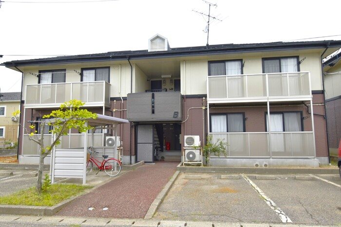 シャンドフレール黒埼 B201号室 外観