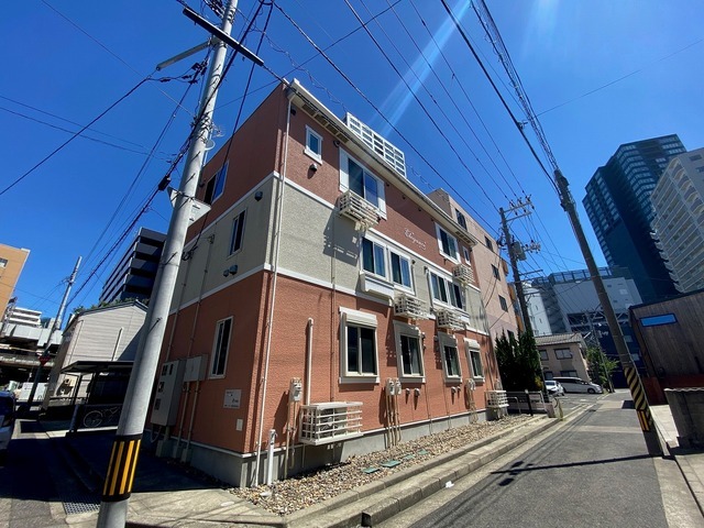 エレガンス 301号室 外観