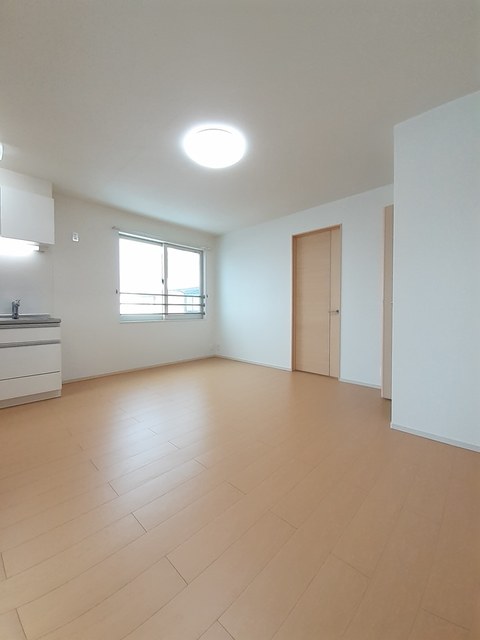 エレガンス リビング