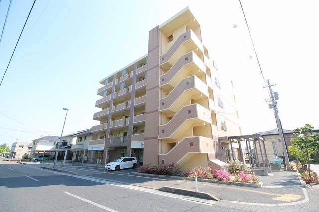 ラフィーネ向陽 401号室 外観