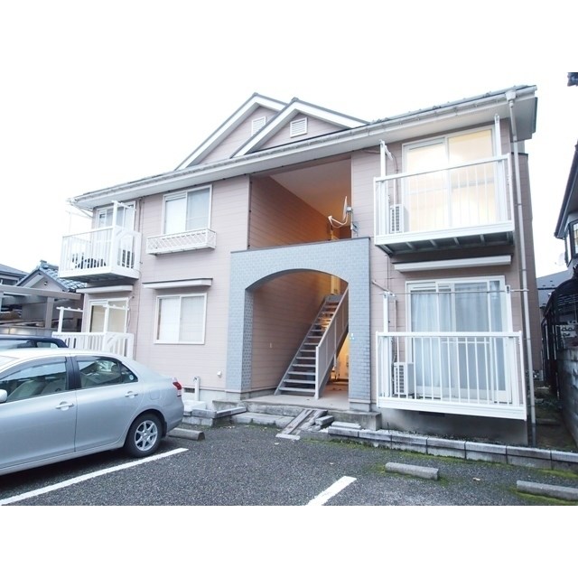 ベルハウス中山 201号室 外観