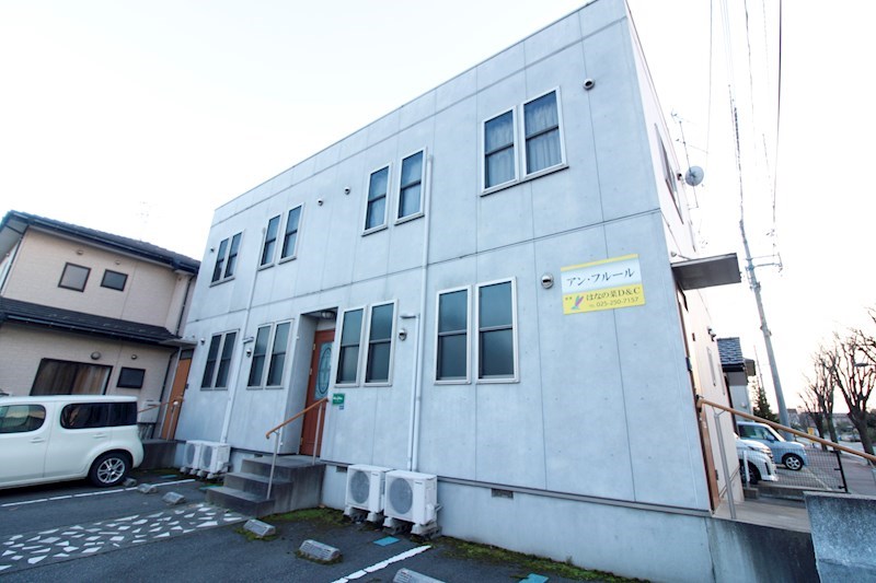 アン・フルール 1-B号室 外観