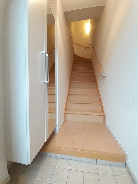 レジェンド　モリ 玄関