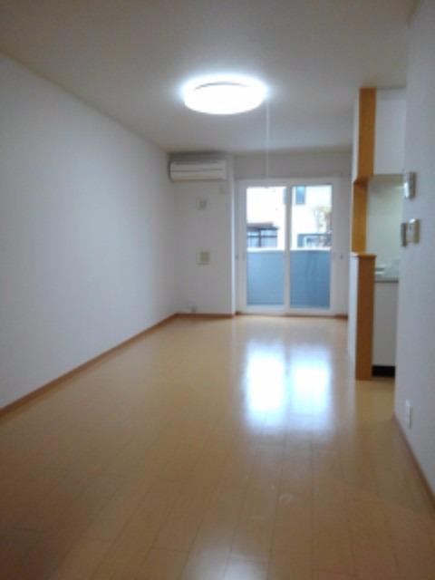 ブルームーンⅡ リビング