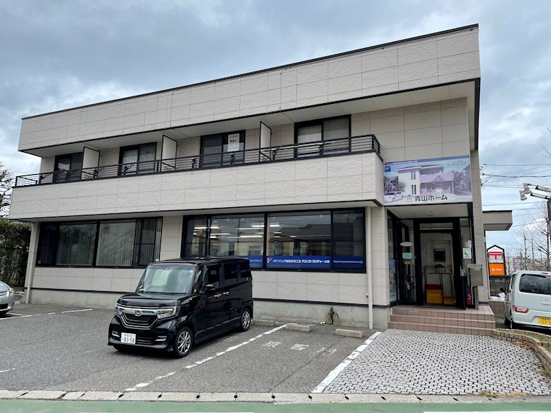 ラフィーネ東青山 2-B号室 外観