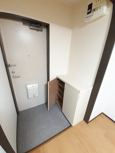 エルディム向陽 玄関