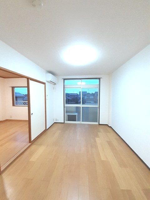 エルディム向陽 リビング