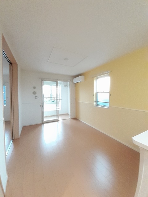 ブライト・ヴィラⅡ リビング