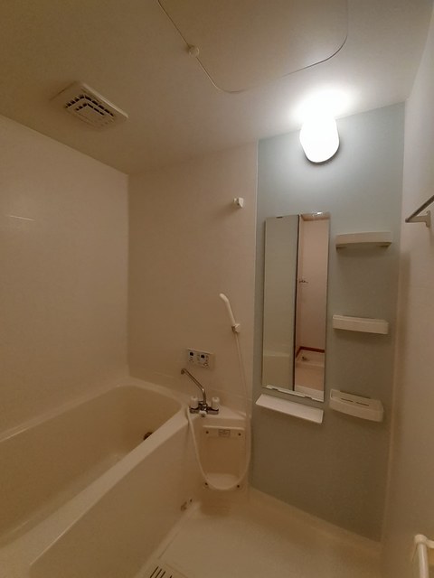 デスパシオ 風呂画像