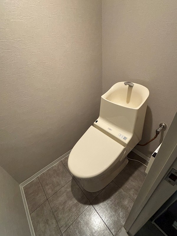 万代ホームズ その他5