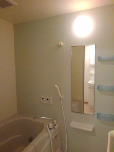 グラース　オーブ 風呂画像