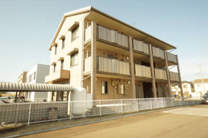 リザイア 302号室 外観