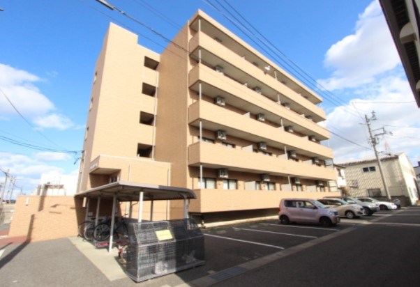 テルマ・オリゾンⅢ 203号室 外観