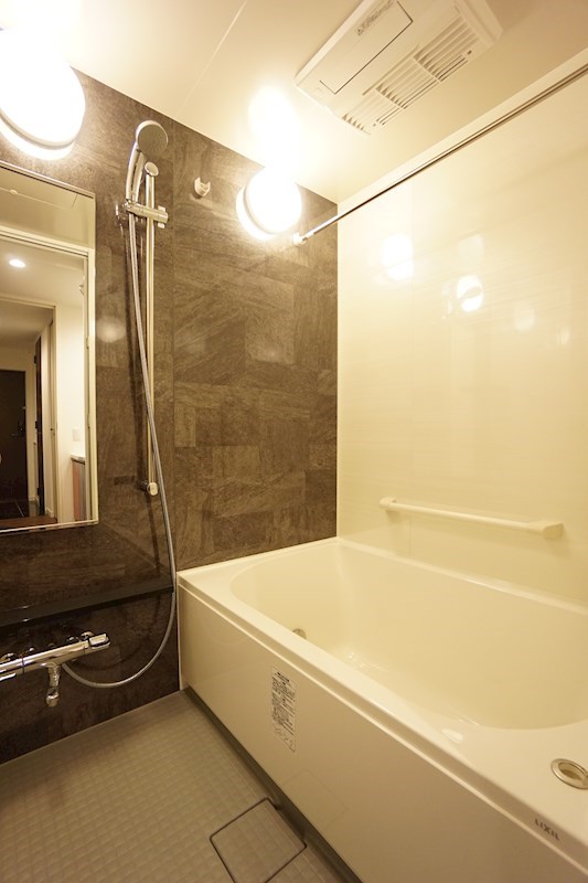 ロイヤルパークスER万代 その他3