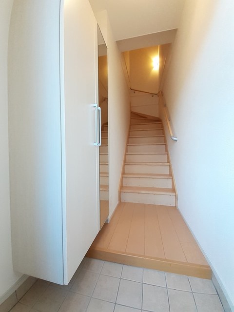 サン・レガーロ 玄関