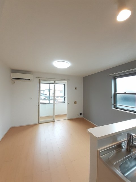 アゼイリア リビング