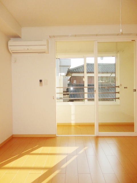 ウィステリアＡ リビング