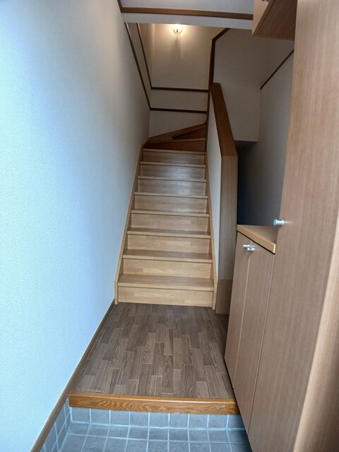 プレミオスカイＢ 玄関