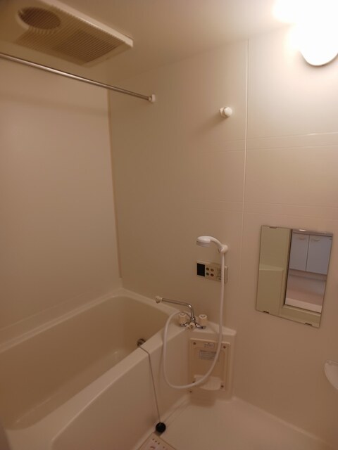 プレミオスカイＢ 風呂画像