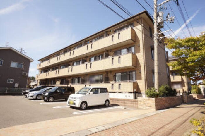 フローラ A201号室 外観