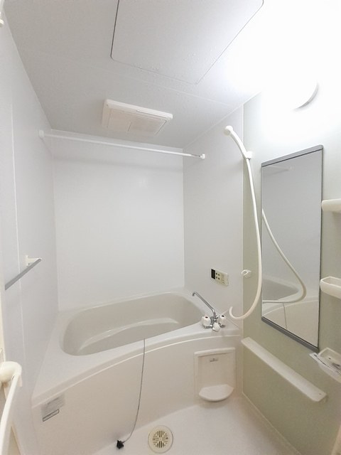 ビューレインボーⅢ 風呂画像