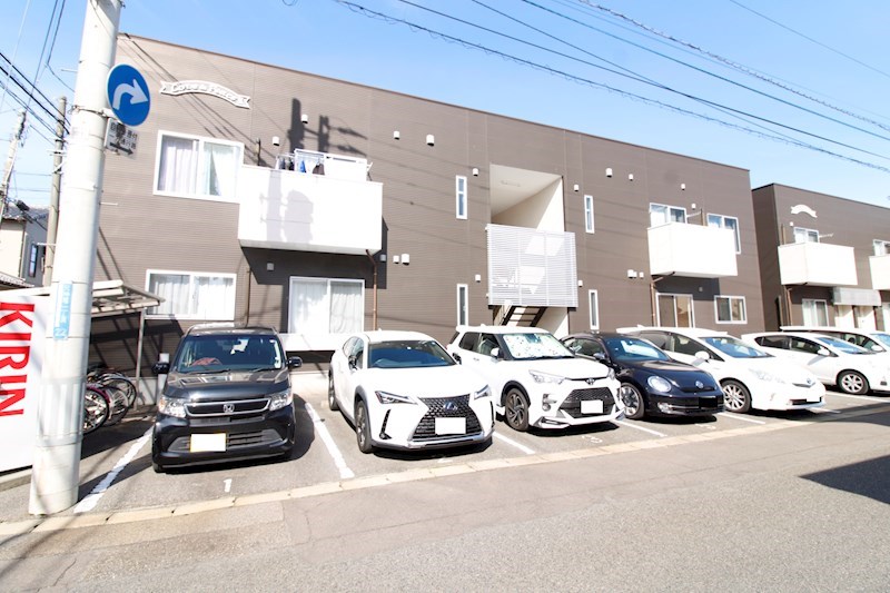 Love＆PeaceⅡ 202号室 外観