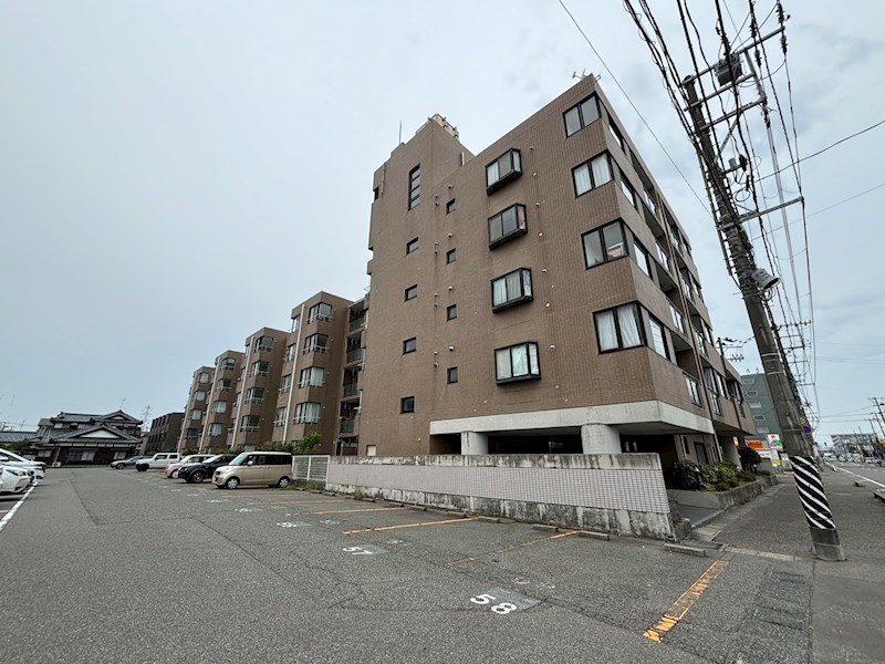 ロイヤルマンション 405号室 外観