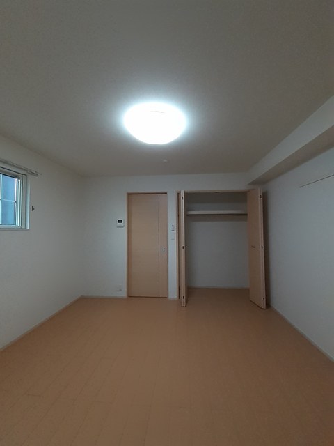 ブリーズ　カメリア その他2