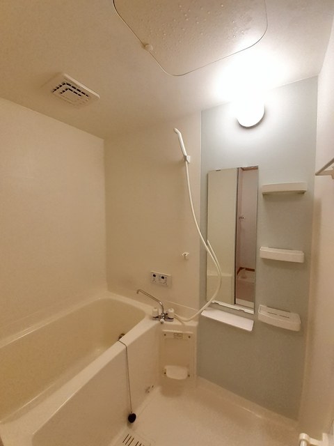 デスパシオ 風呂画像