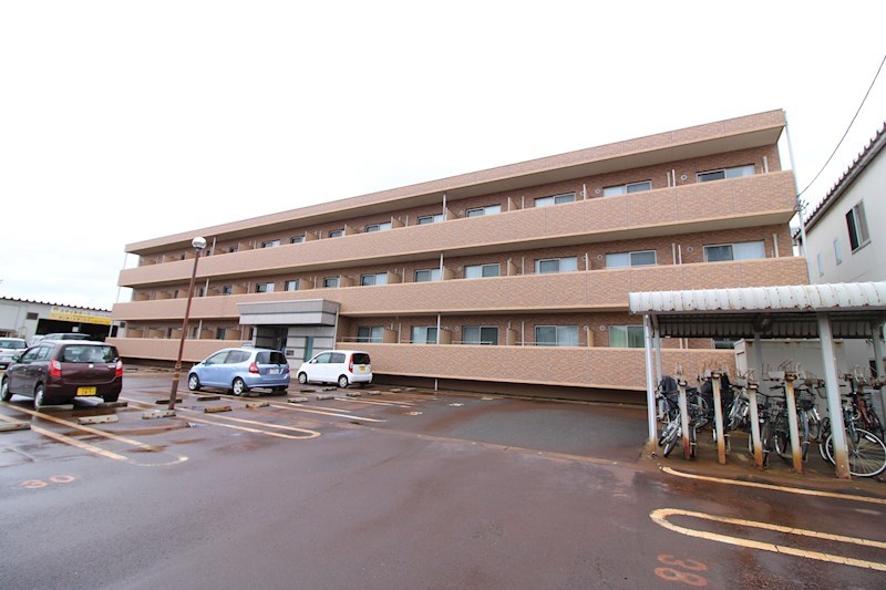 ファーストクラス空港西 108号室 外観