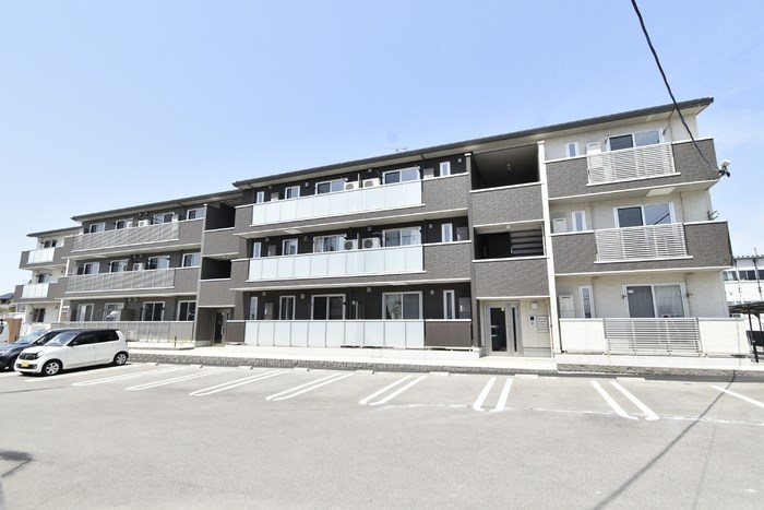 etincelle terre (エタンセル テール) 303号室 外観