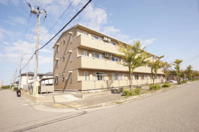 シャルマン 207号室 外観