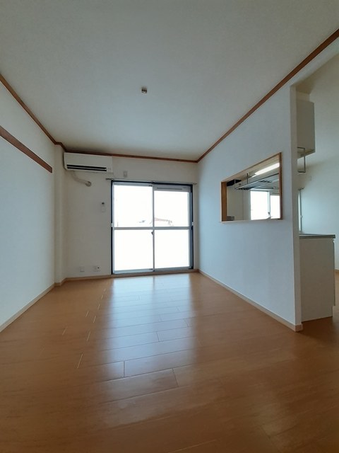 プラドール田川 リビング