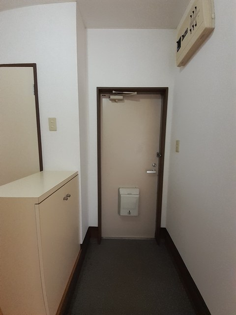 Ｔ・Ｊプレイス 玄関