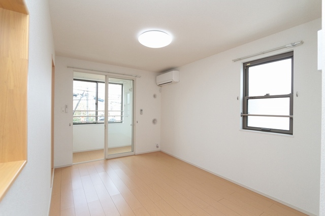 メゾンはなみずき リビング