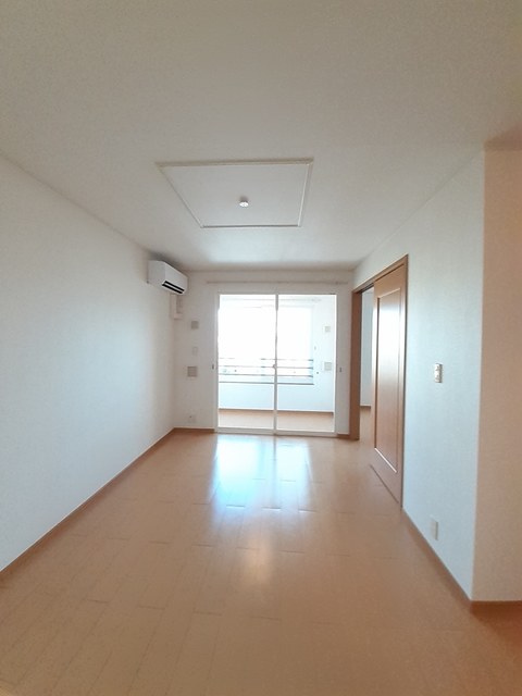 ハッピーフィールドＣ リビング