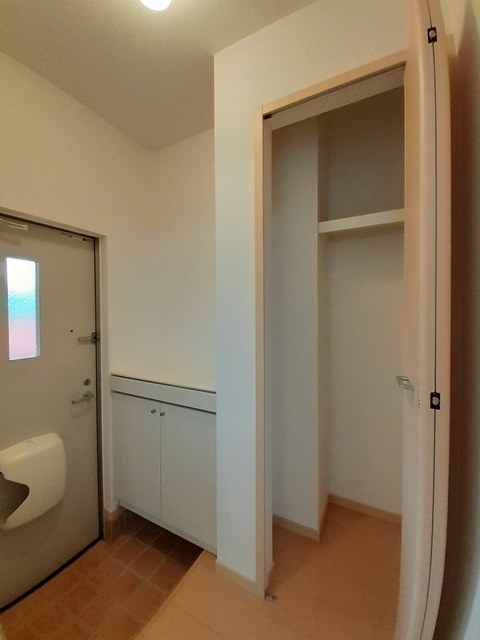 ウェリナⅡ 玄関