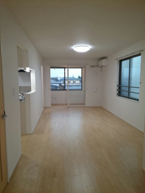 ラ・フィーナ寺山Ａ リビング