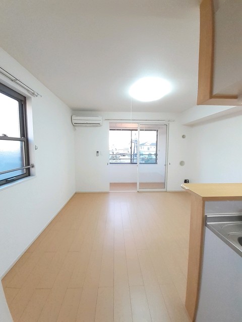 パレウエスト リビング